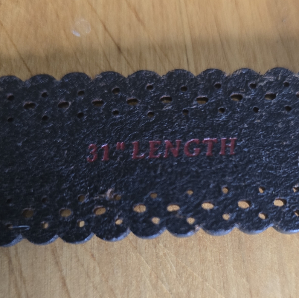 Dark Brown Scalloped Edge Leather Belt with Oval Buckle - Picture 4 of 8